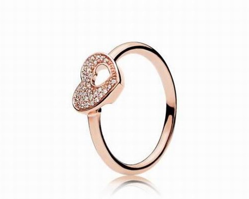 Pandora Rose Shimmering Puzzle Heart Frame Ring