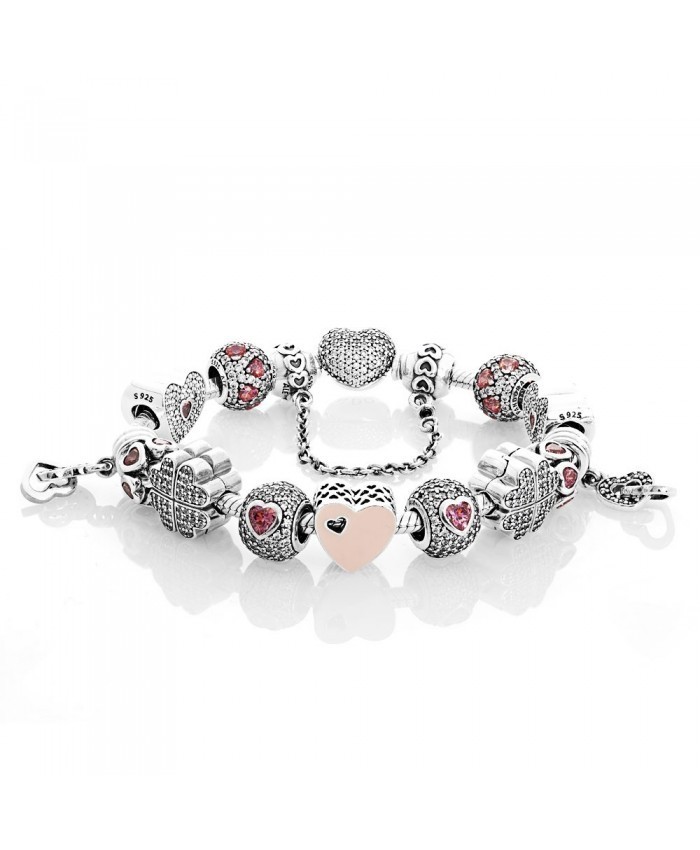 Pandora Advertised Captivated Love Complete Bracelet Cb507